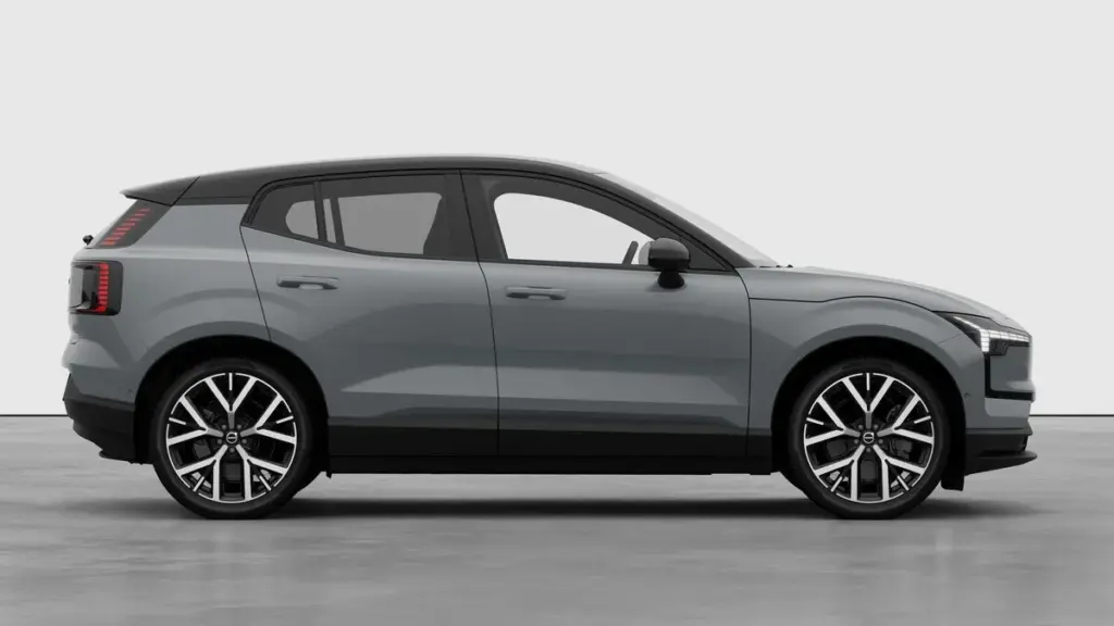 VOLVO EX30 E60 69kWh Twin Black Edition